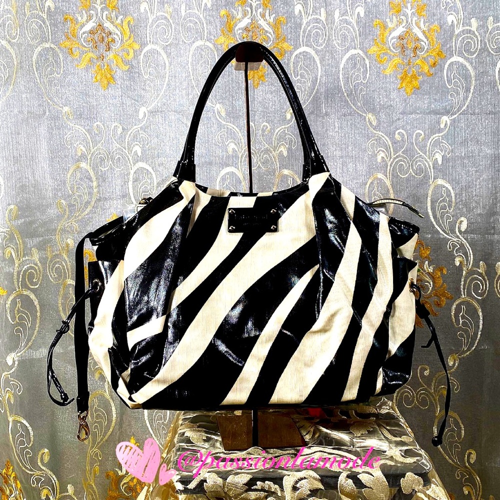 KATE♠️SPADE Baby Zebra Stevie Large New Diaper Pad Bag L EUC - Picture 2 of 16